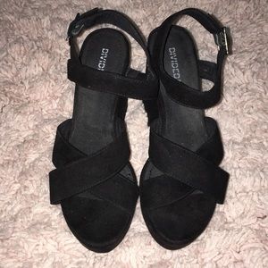 H&M Divided Platform Sandals
